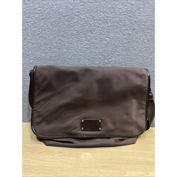 Kate Spade Messenger/Diaper Nylon Bag Brown - Picture 4 of 12
